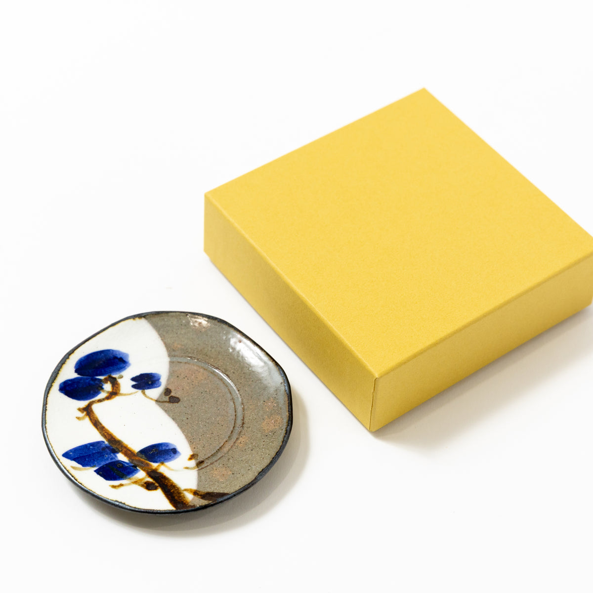 Small-sized plate | Pine Tree