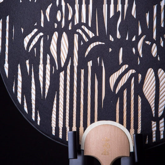 Cutting Art Round Fan | Check & Iris