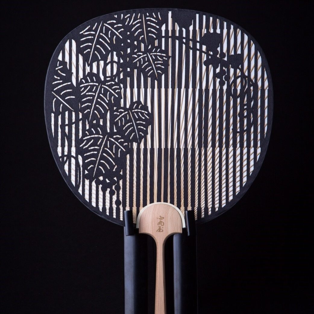 Cutting Art Round Fan | Check & Paulownia Tree