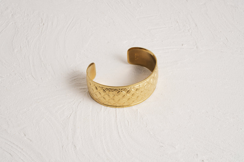 KAZARINO Bangle — Shippo