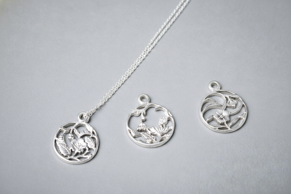 Silver Necklace | Sakura