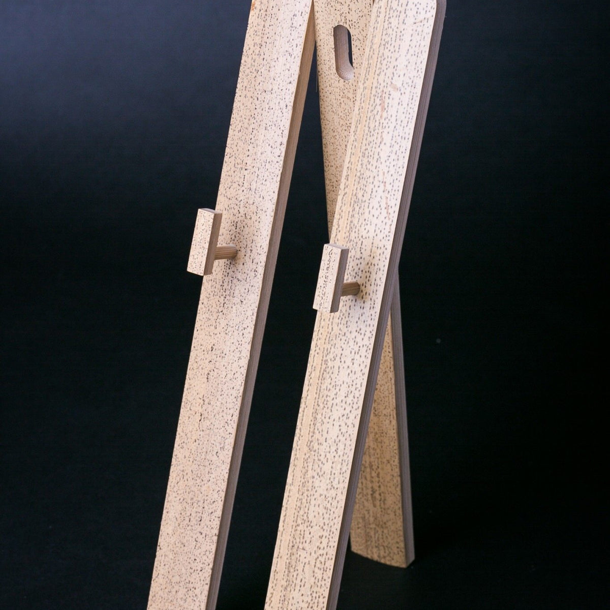 Fan Display Stand | Bamboo
