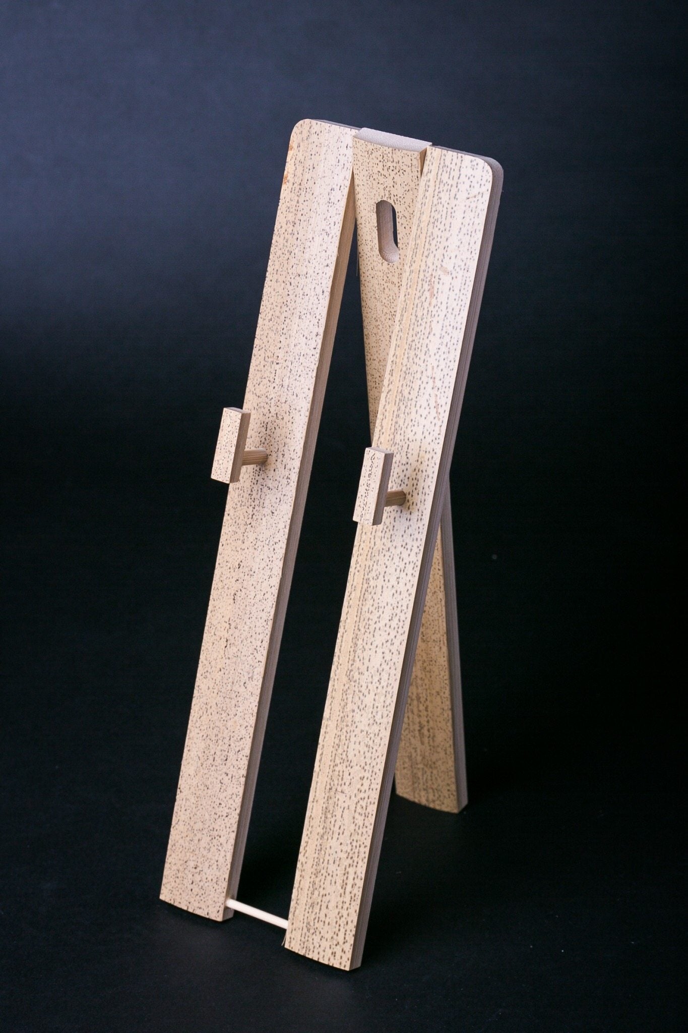 Fan Display Stand | Bamboo