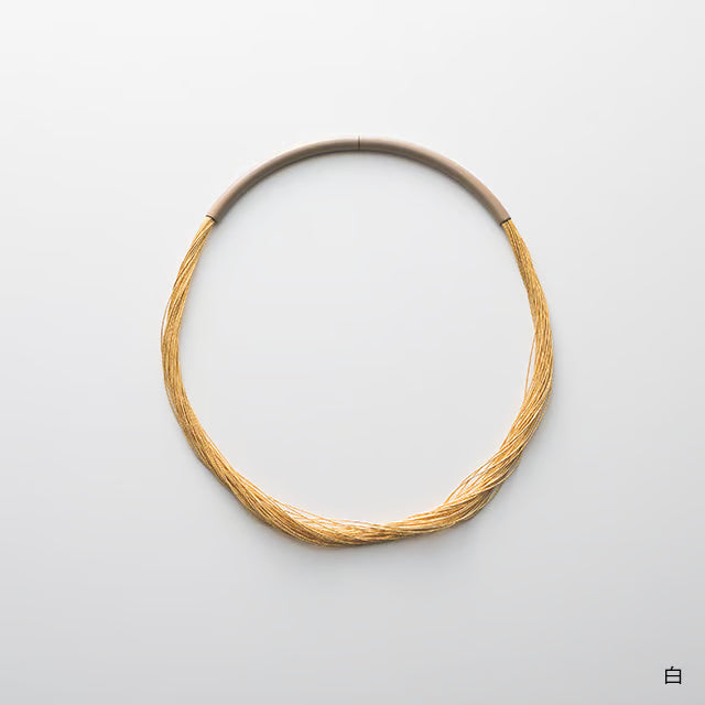 tabane / Choker – Pale Ivory Urushi